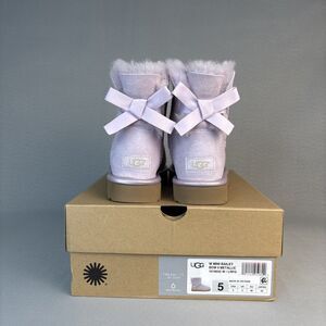 UGG Australia Boots Bailey Bow Mini Metallic LRFG Purple Sz 5 Suede 1019032 $150